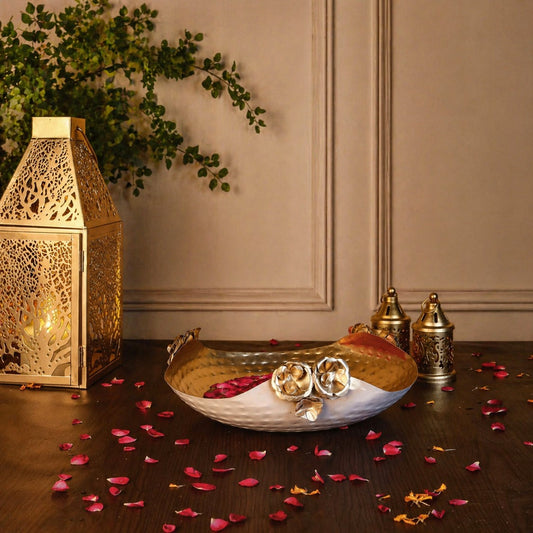 Noor Luxe White & Gold Urli - Incrafts